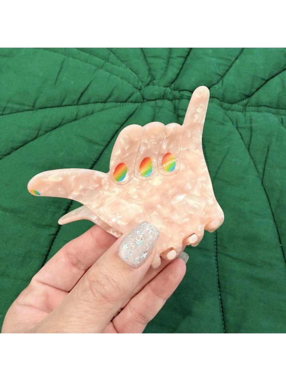 Coopmonsters Hawaii Shaka Rainbow Nails Hair Claw